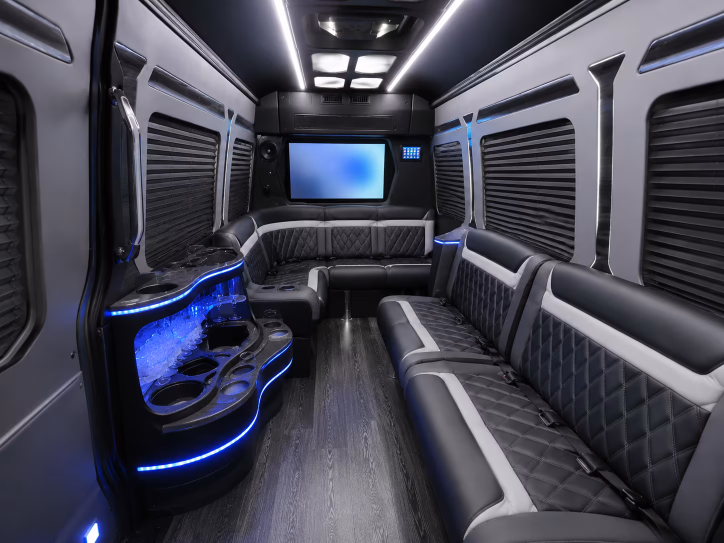 Rent a Bus to Lakeland Linder International Airport