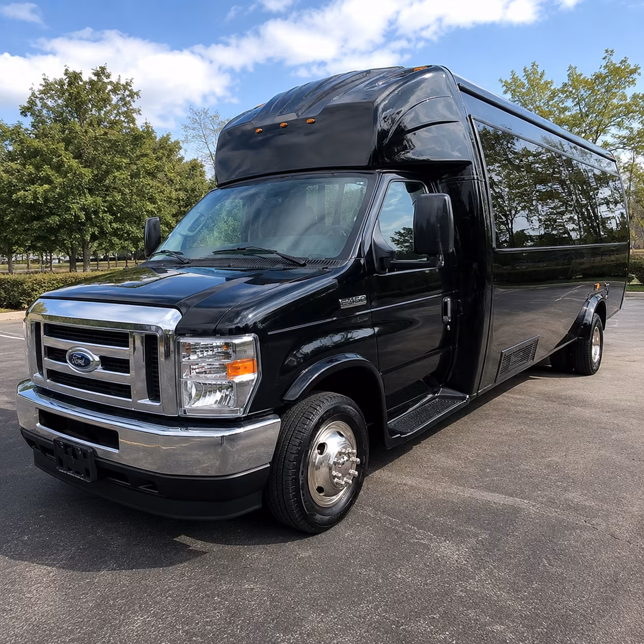 20 Passenger Party Bus Exterior