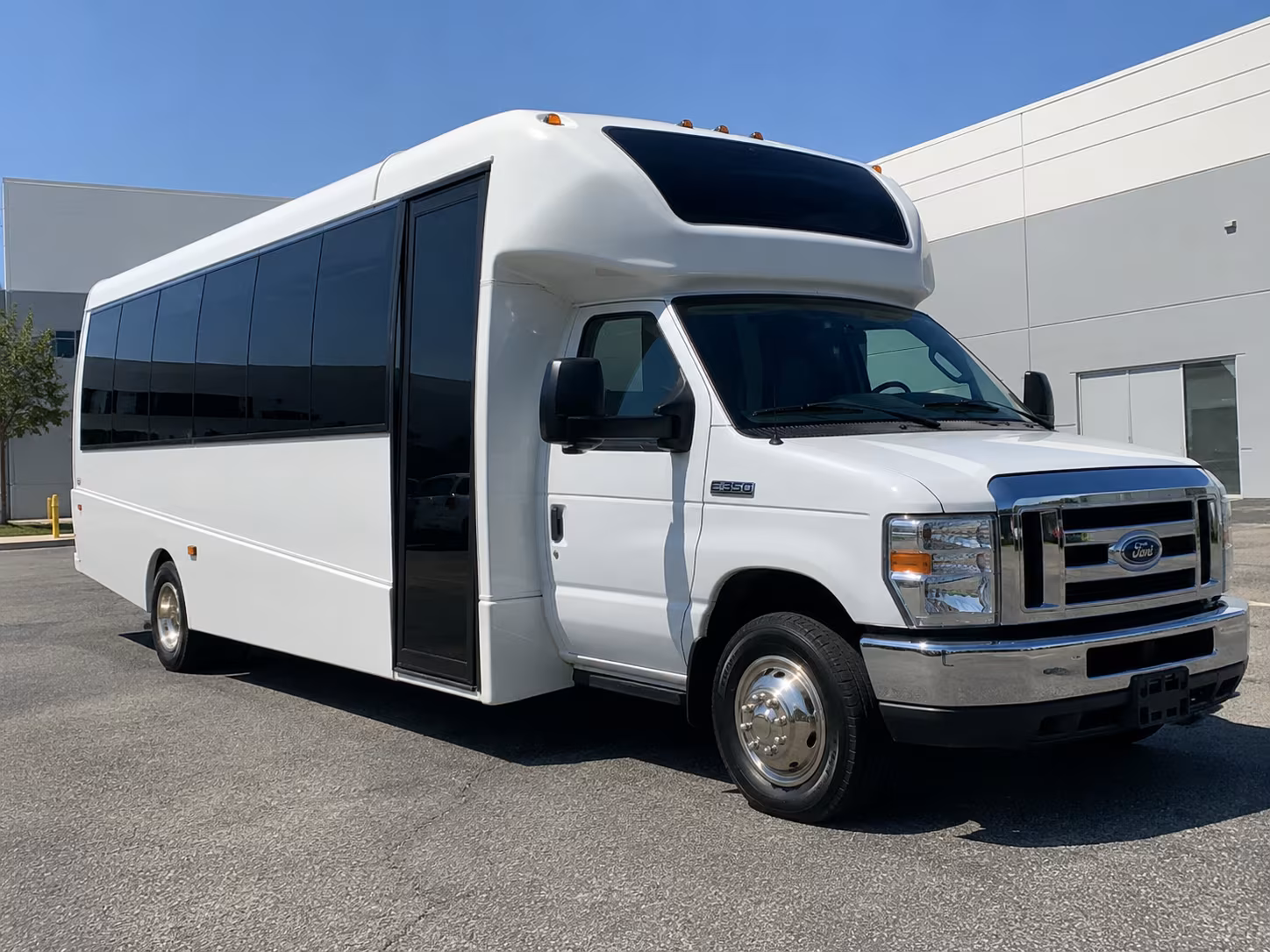 Lakeland Airport Shuttle & Transportation party bus exterior