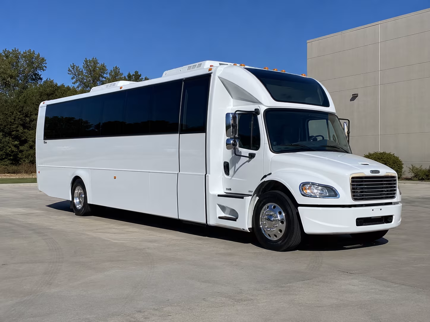 Lakeland Winery Tour & Pub Crawl Transportation