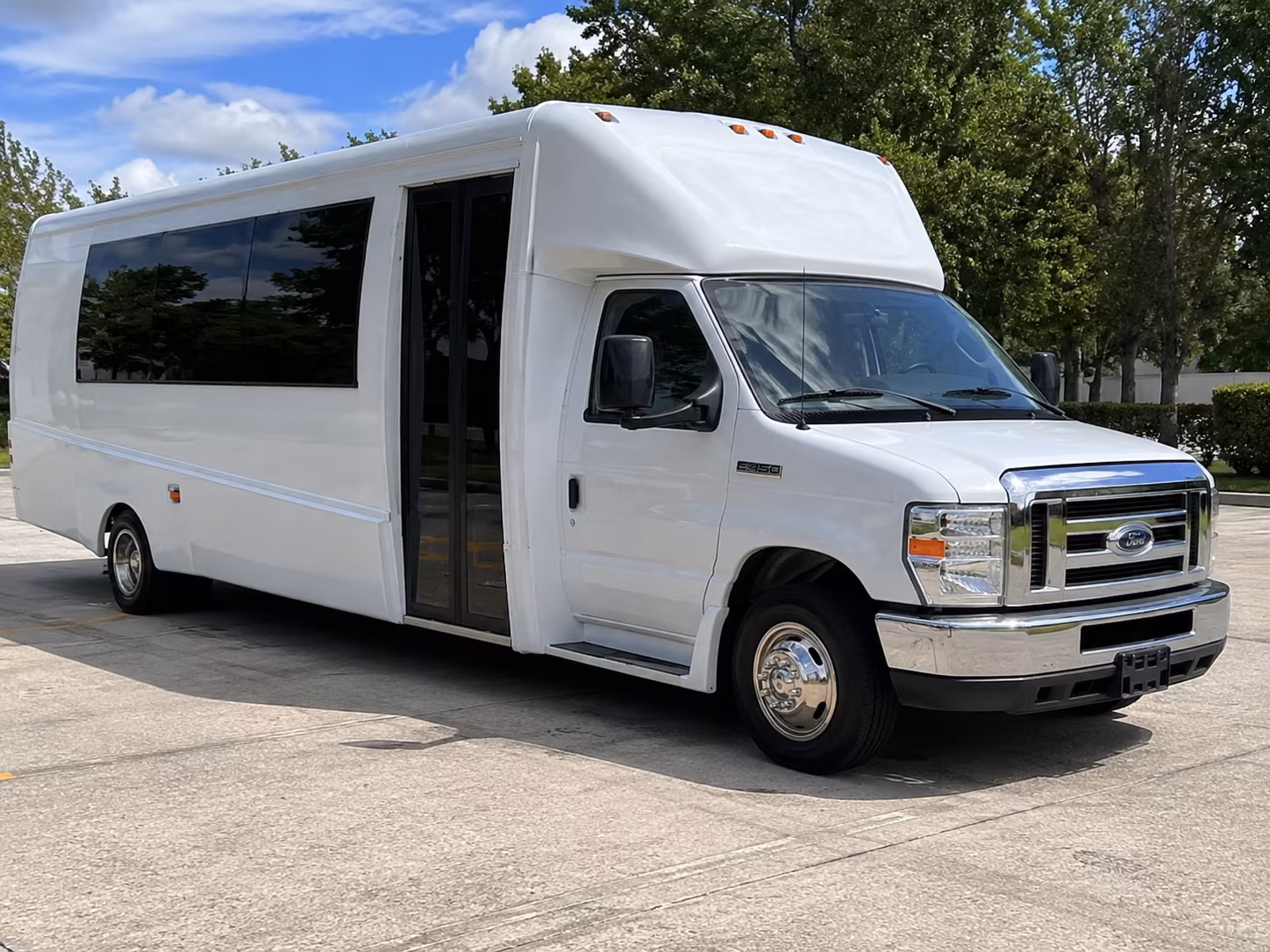 Tampa Homecoming & Prom Party Bus Rentals